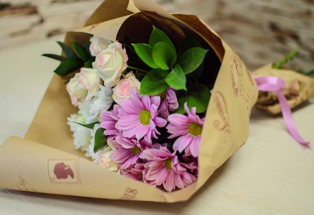 Букет цветов из: Розы и Хризантемы в Гулькевичах