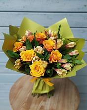 Букет цветов из:  Альстромерии и Розы в Гулькевичах