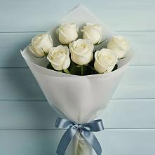 Букет 7 Белых роз Эдлесс Лав в Гулькевичах