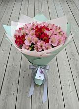 Букет цветов из:  Альстромерии в Гулькевичах