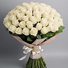 Букет 101 беля роза Белоснежка в Гулькевичах