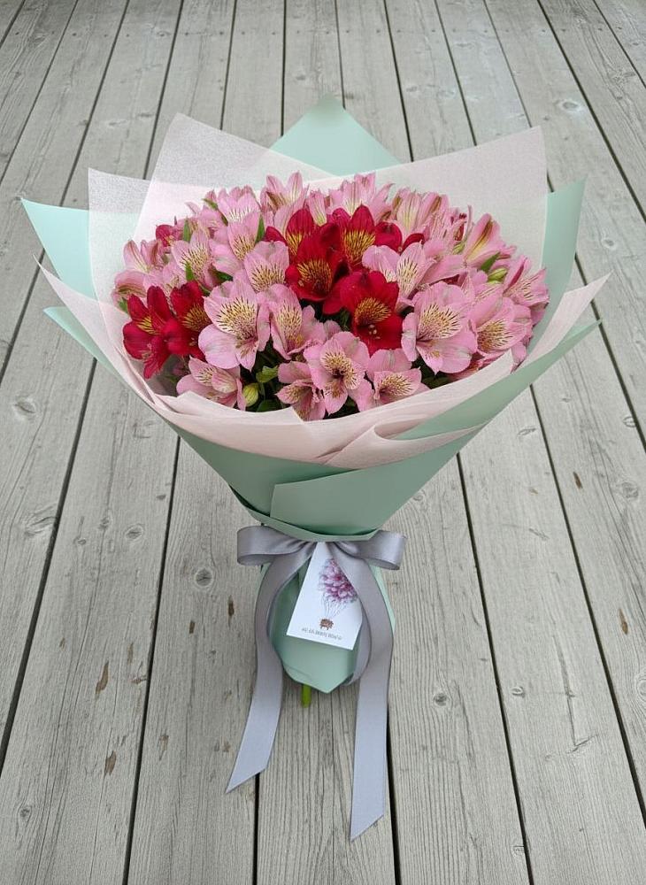 Букет цветов из: Альстромерии в Гулькевичах