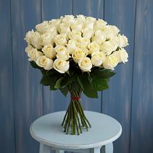 Букет 51 Белая роза Эдлесс Лав в Гулькевичах