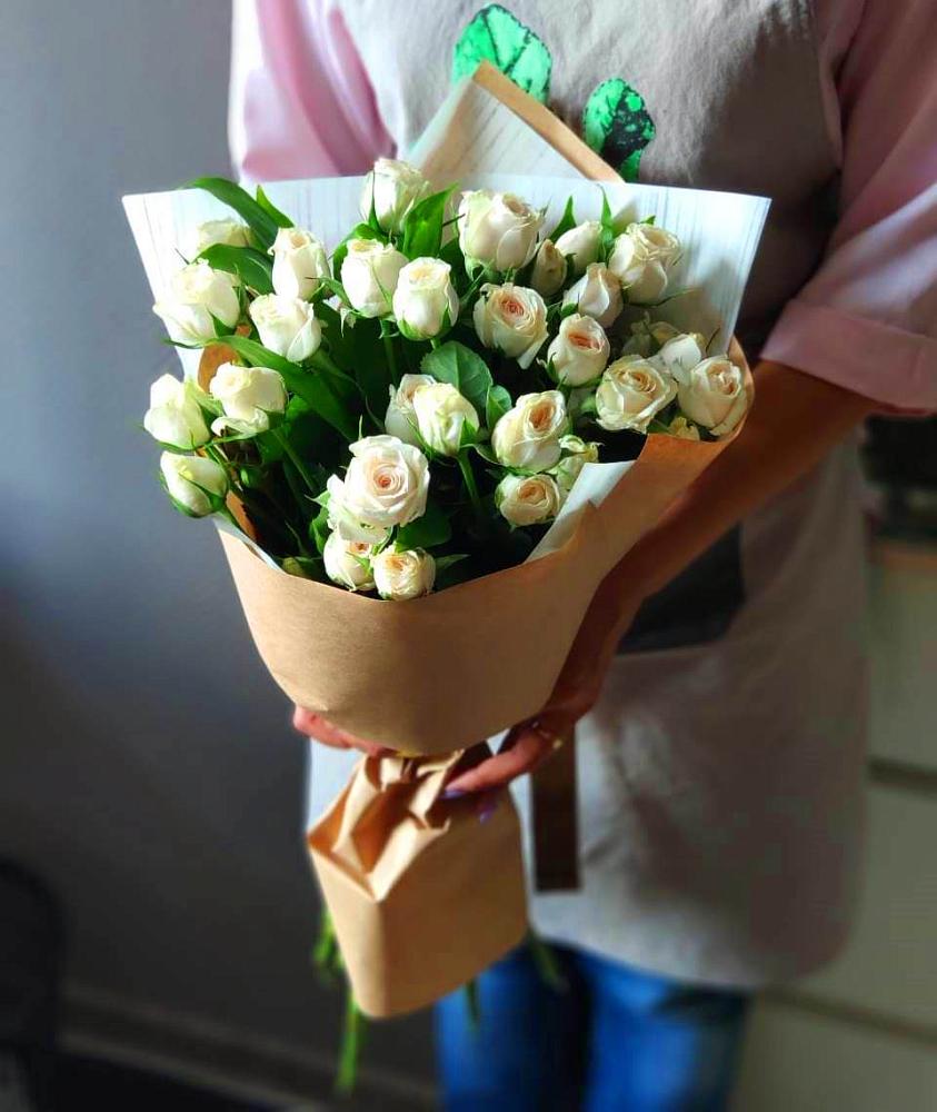 Букет цветов из: Розы в Гулькевичах