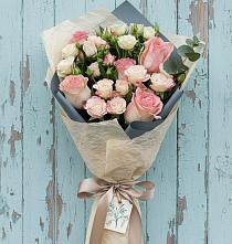 Букет цветов из:  Розы в Гулькевичах