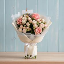 Букет цветов из:  Розы в Гулькевичах